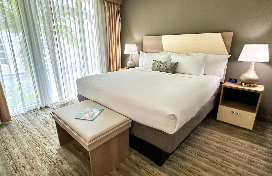 Best Western Plus Atlantic Beach Resort-1