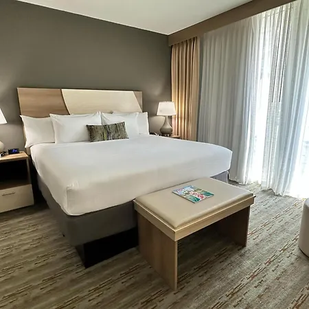 Best Western Plus Atlantic Beach Resort-2